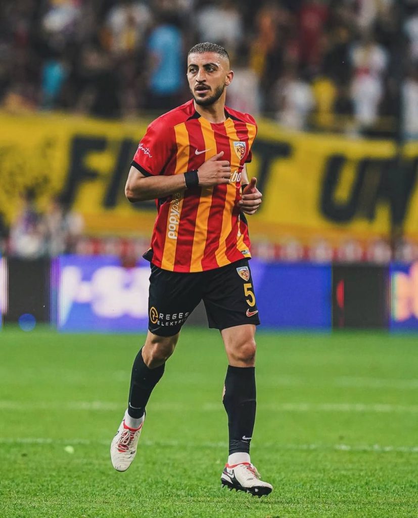 مجید حسینی