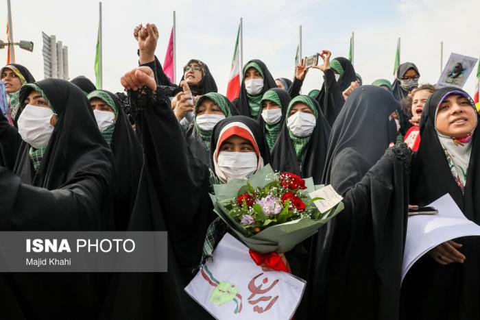 زنان هم به استقبال شیخ زکزاکی رفتند