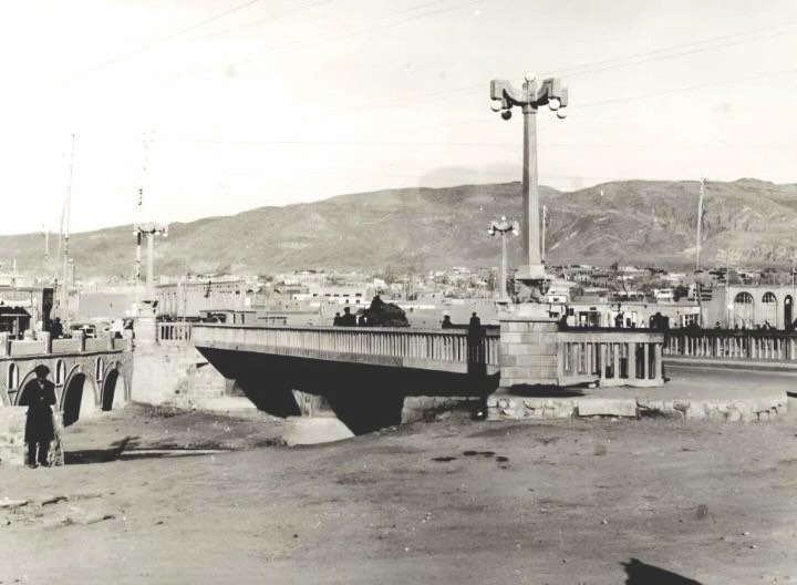 قاب تاریخ ۳