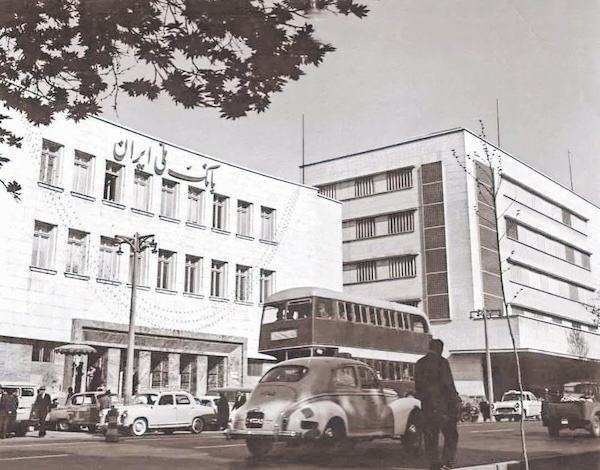 قاب تاریخ بانک ملی