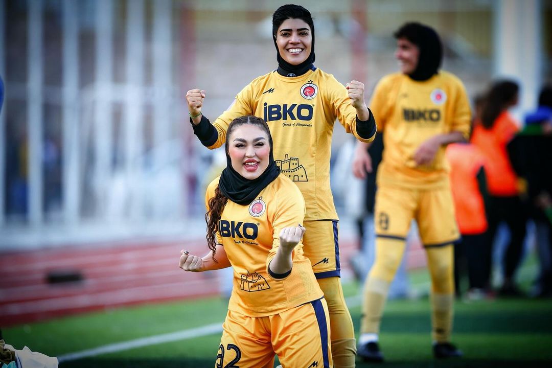 منصوره طاهریان