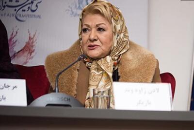 لادن ژاوه_وند در نشست خبری جشنواره فجر