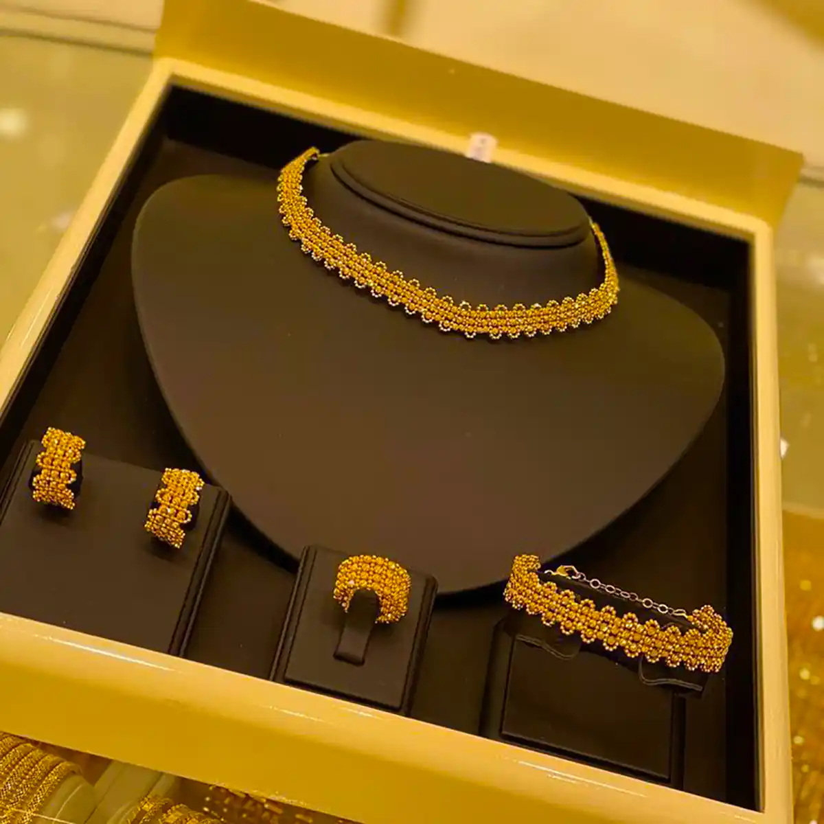 سرویس طلا ترند عروس