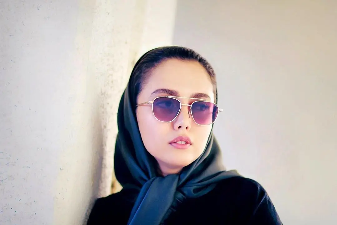 شادی مختاری عکسها