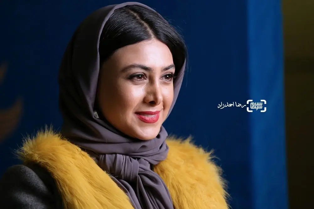 آزاده صمدی
