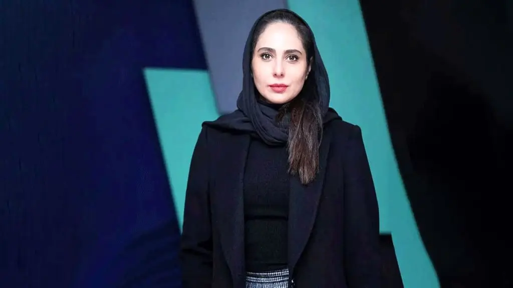رعنا آزادی‌‌ور