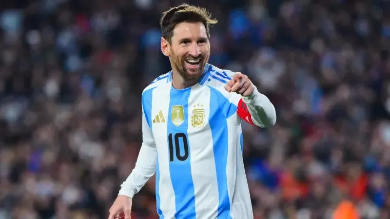 Lionel Messi Argentina 100725.jpg_11zon