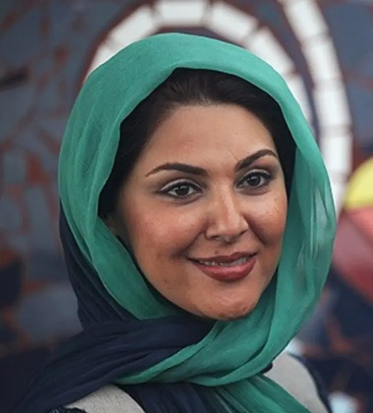 نازنین-همسر-بصیرالملک-سریال-بامداد-خمار-3-768x1001