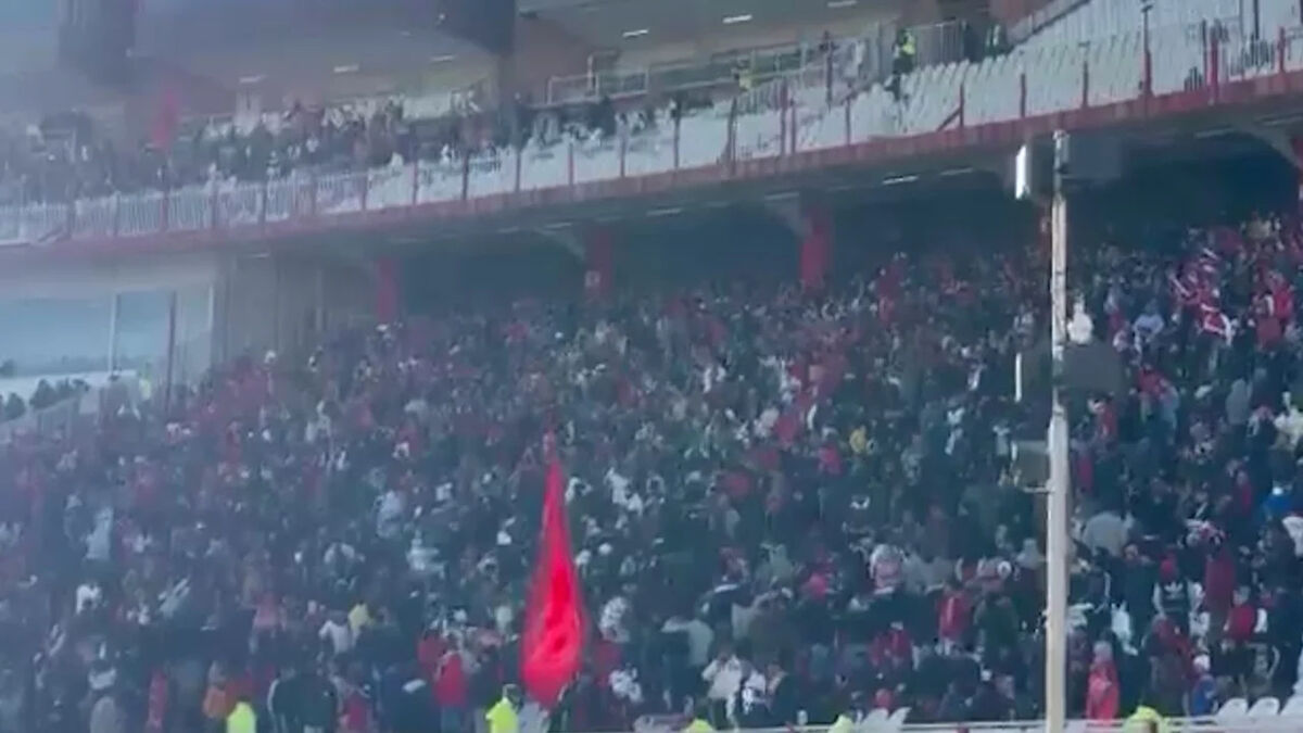 فحاشی دسته جمعی به پرسپولیس و عالیشاه در تبریز