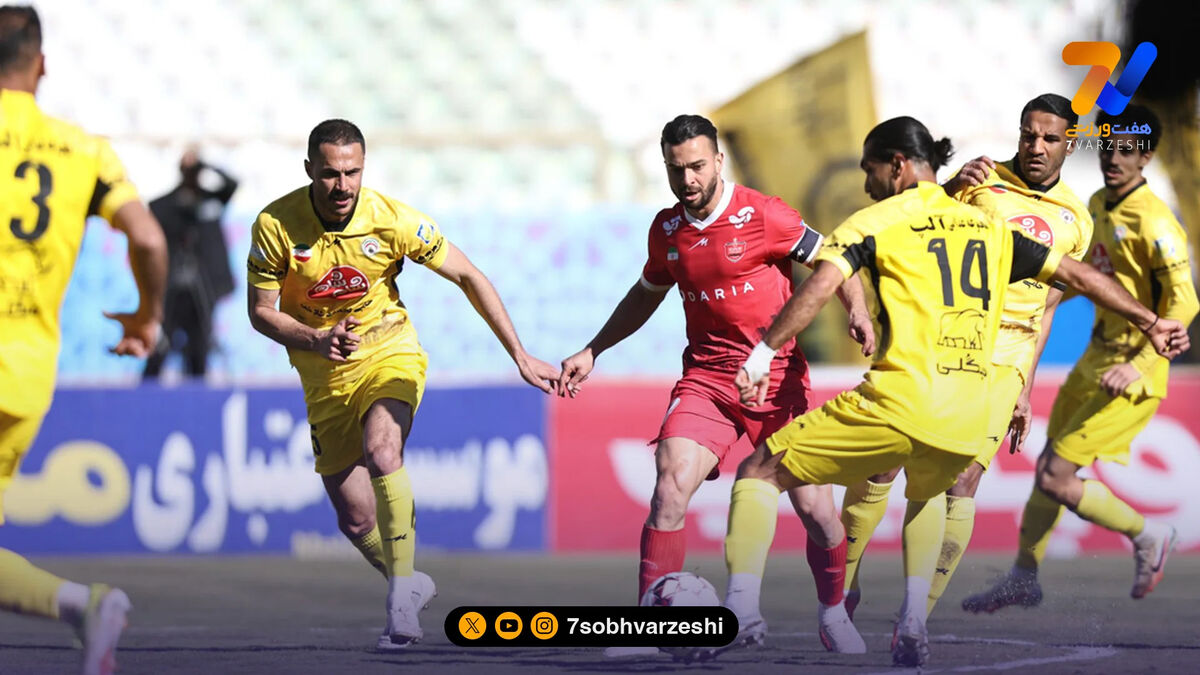 گزارش تصویری از تقابل فجرسپاسی و پرسپولیس