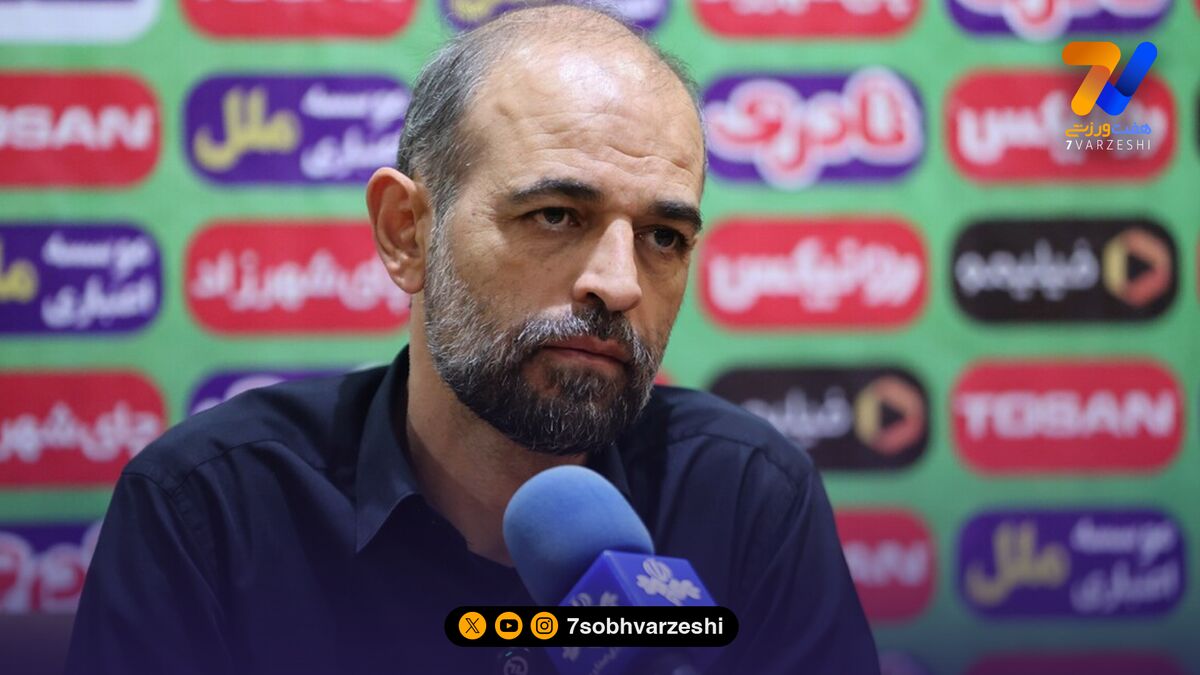 غیبت محرم نویدکیا در کنفرانس خبری