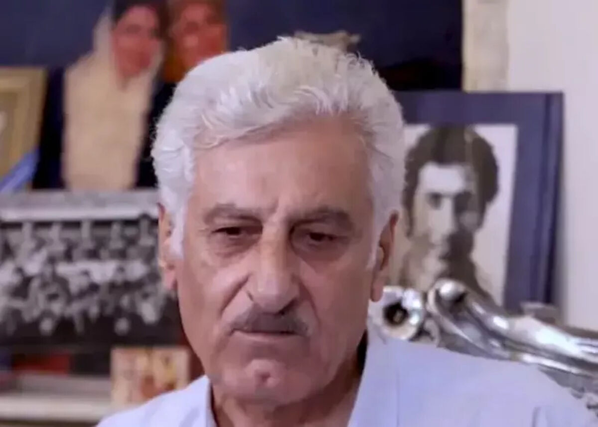 رشیدی: استقلال را به عنوان قهرمان لیگ معرفی کنید