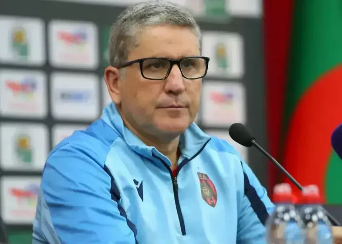 سرمربی پرسپولیسی اخراج شد