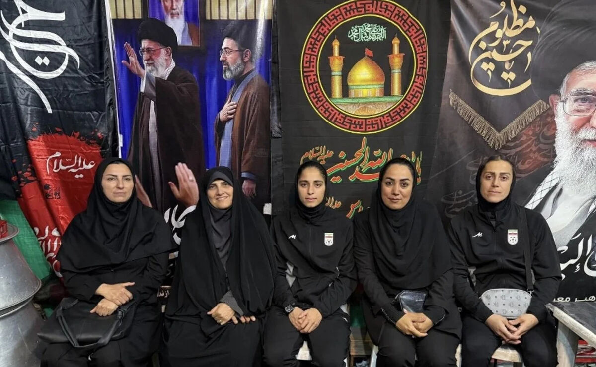 حضور بانوان فوتبالیست در موکب استان مازندران