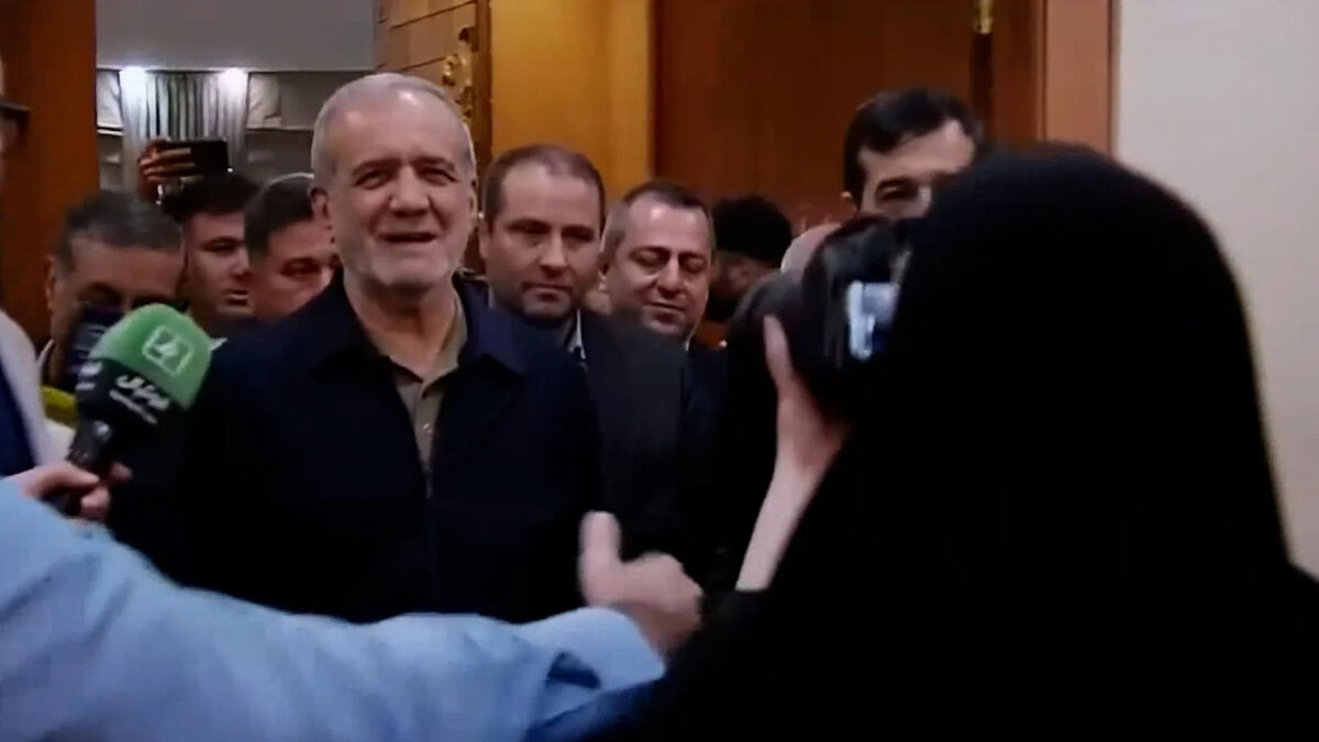 حضور رئیس‌جمهور در مراسم قهرمان ایران