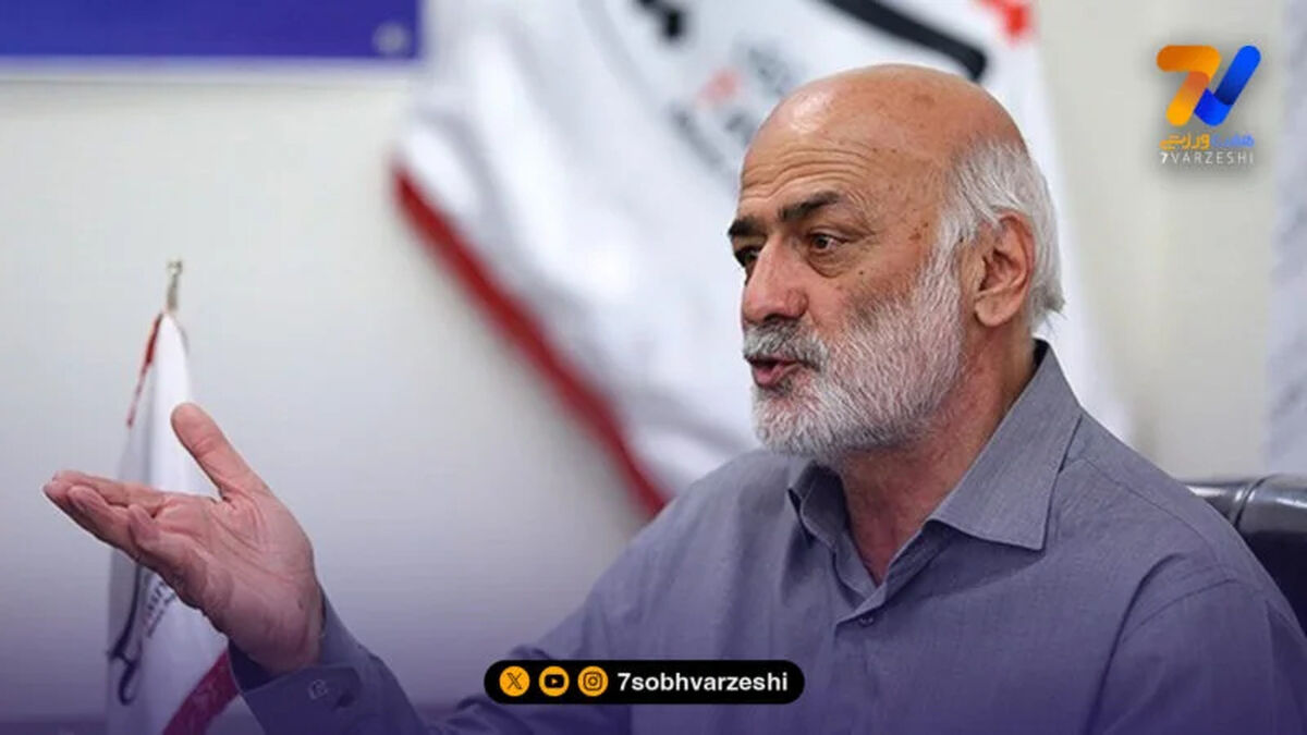 کربکندی: شایعه پرداخت پول برای حضور در جام جهانی فاجعه است/ تیم ملی جای قسم شرف است نه معامله!