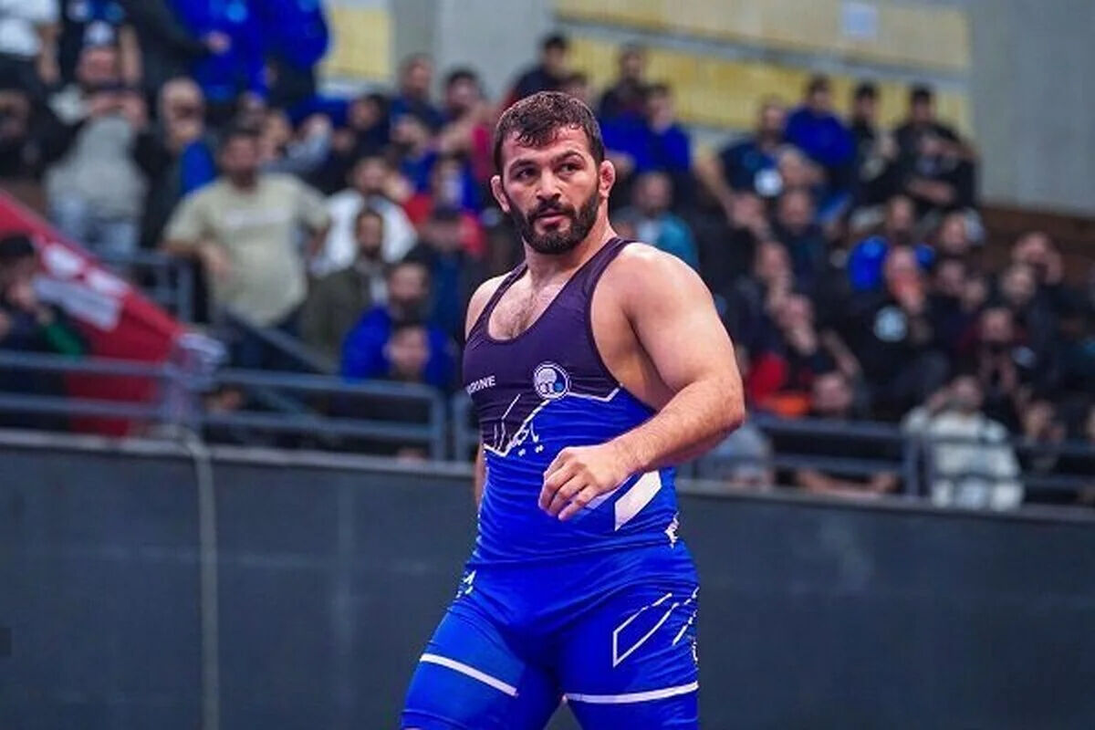 حسن یزدانی در نخستین نبرد پیروز شد