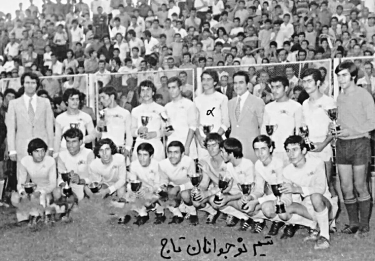 قاب تاریخ: سرکشی رئیس باشگاه تاج به کلوپ تاج