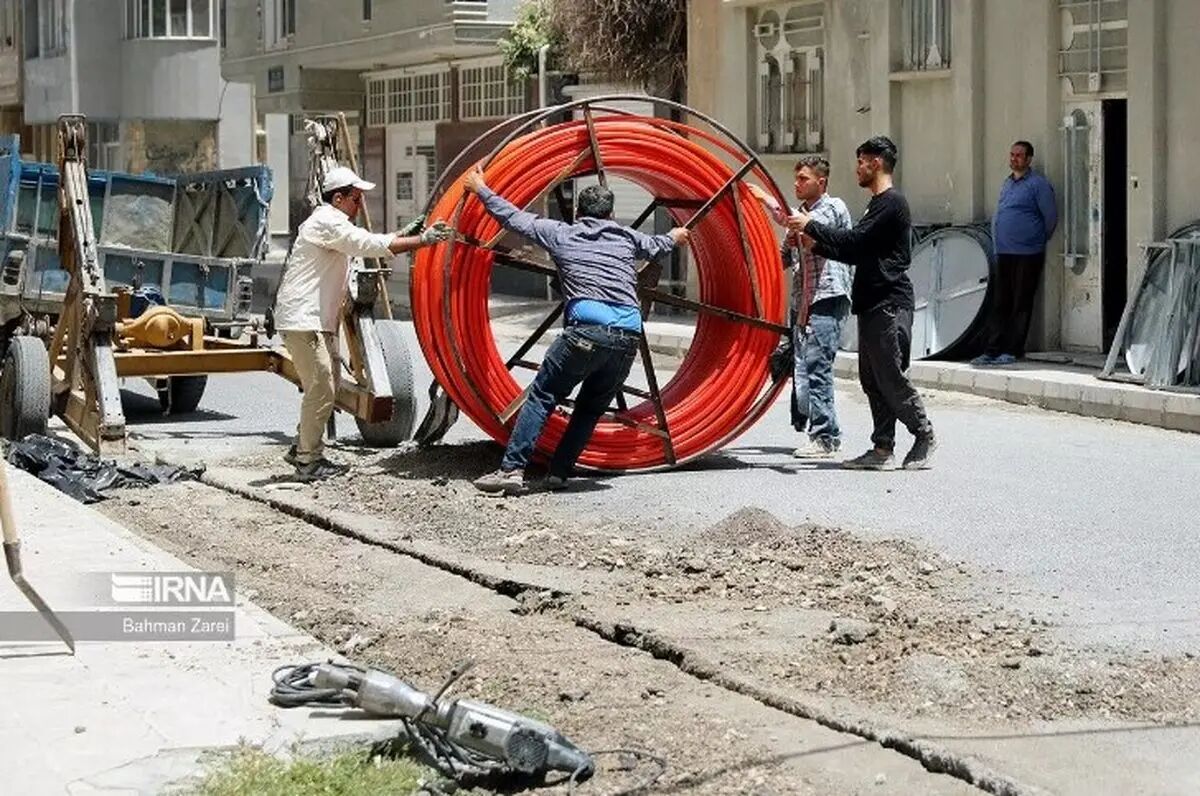 جدال ‌مخابرات و آسیاتک