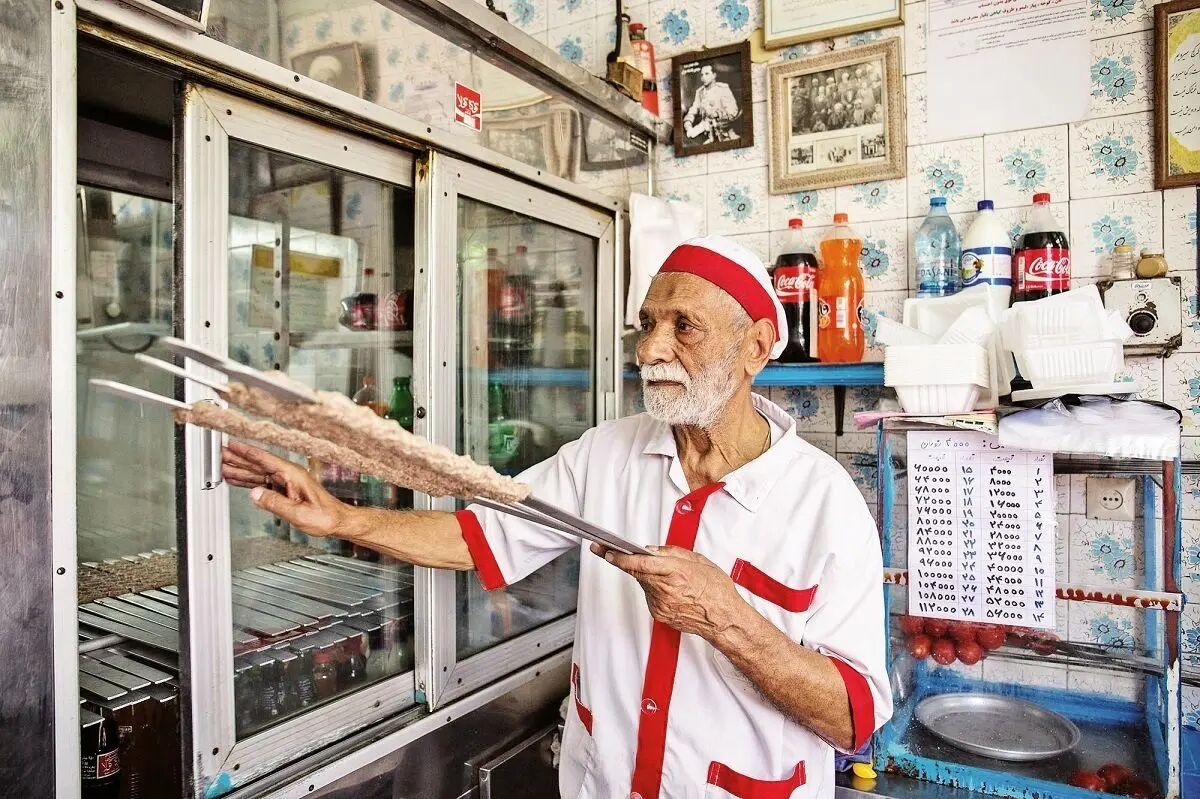 دستمزد عجیب کباب‌زن‌ها خبرساز شد!