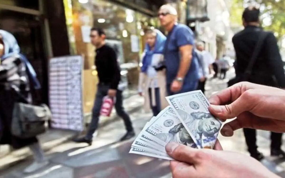سوءاستفاده دلالان ارز از شهادت رییس‌جمهور