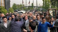 روزی که خالق آتش کاروان خاموش شد