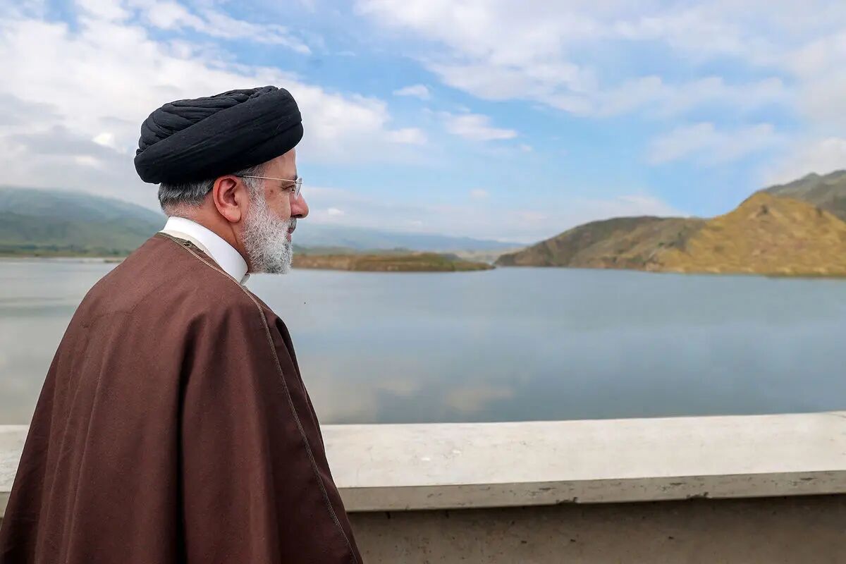 رونمایی‌ از اولین سردیس شهید رئیسی که پُربازتاب شد