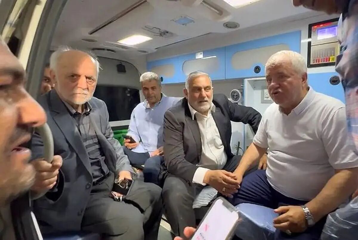 انتقاد از علی پروین؛ استفاده از آمبولانس برای فرار از ترافیک!