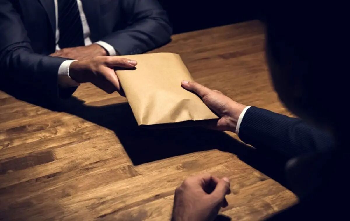 افشاگری درباره صدور احکام استخدامی پنهان در روز‌های آخر دولت