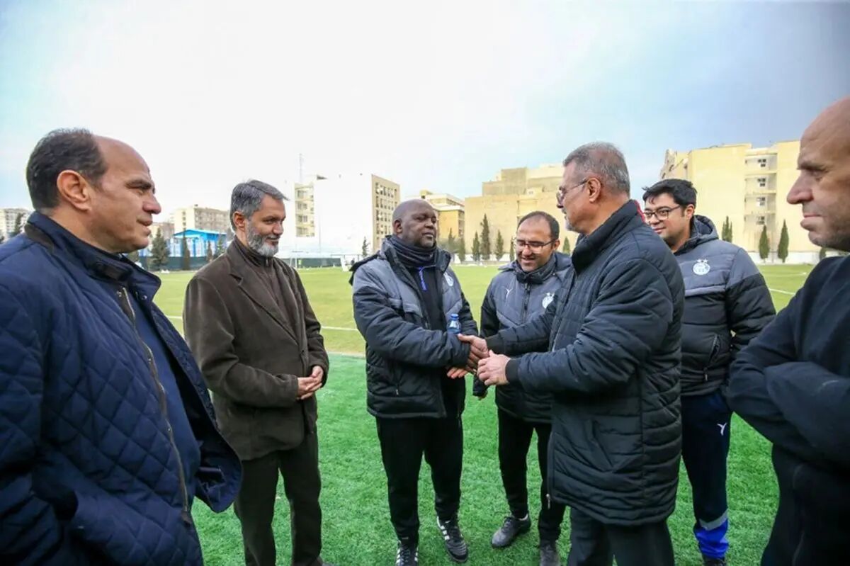 اتهام سنگین مدیرعامل استقلال به سرمربی معروف