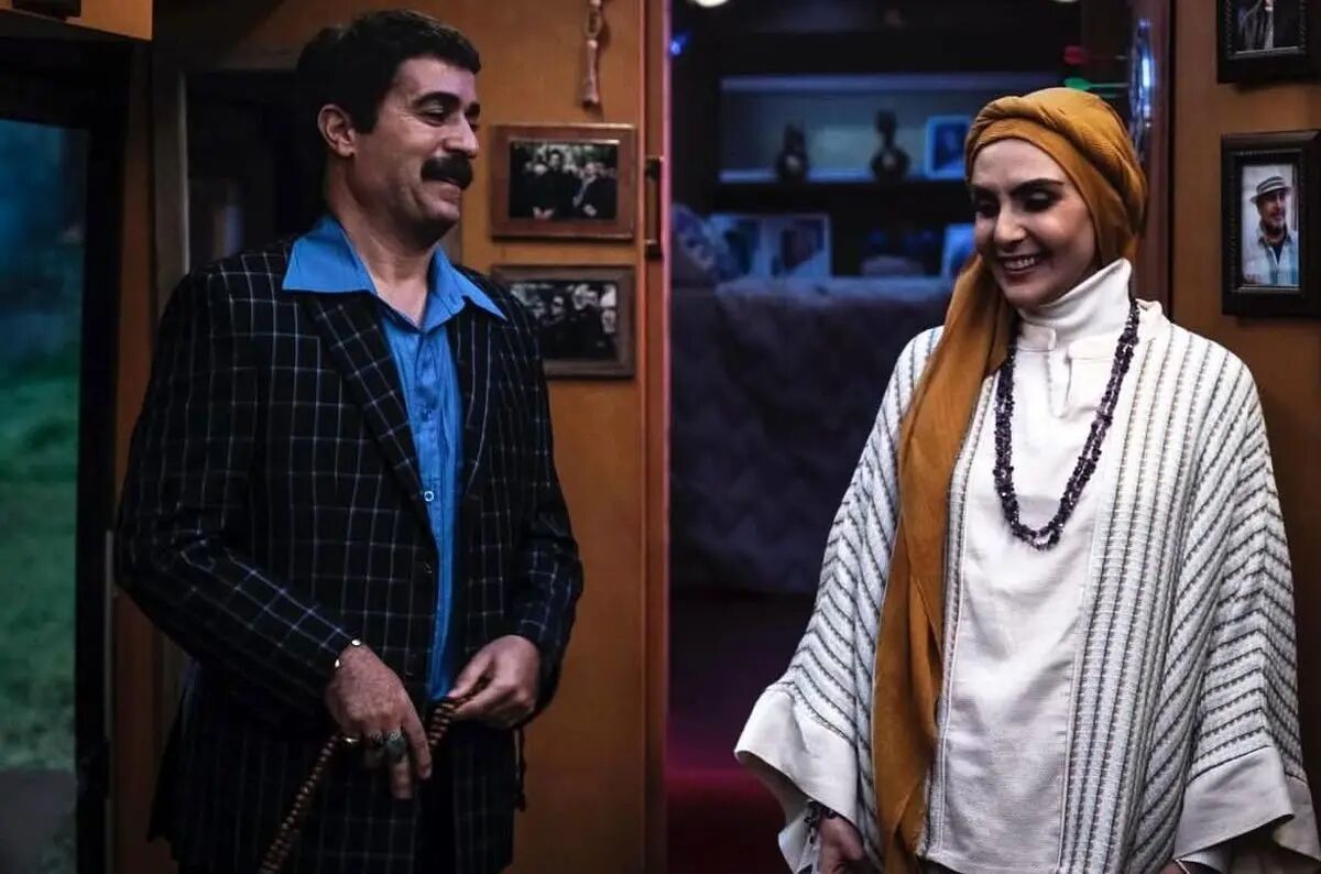 چهره متفاوت شیوا مکینیان بازیگر همسر ارسطو سریال پایتخت7 بیرون از سریال