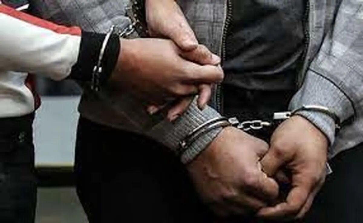 استقبال یک روزنامه از شلیک مستقیم پلیس به اراذل و اوباش