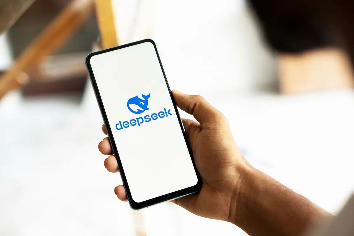 انتقال بدون اجازه داده‌های کابران به چین توسط استارتاپ DeepSeek