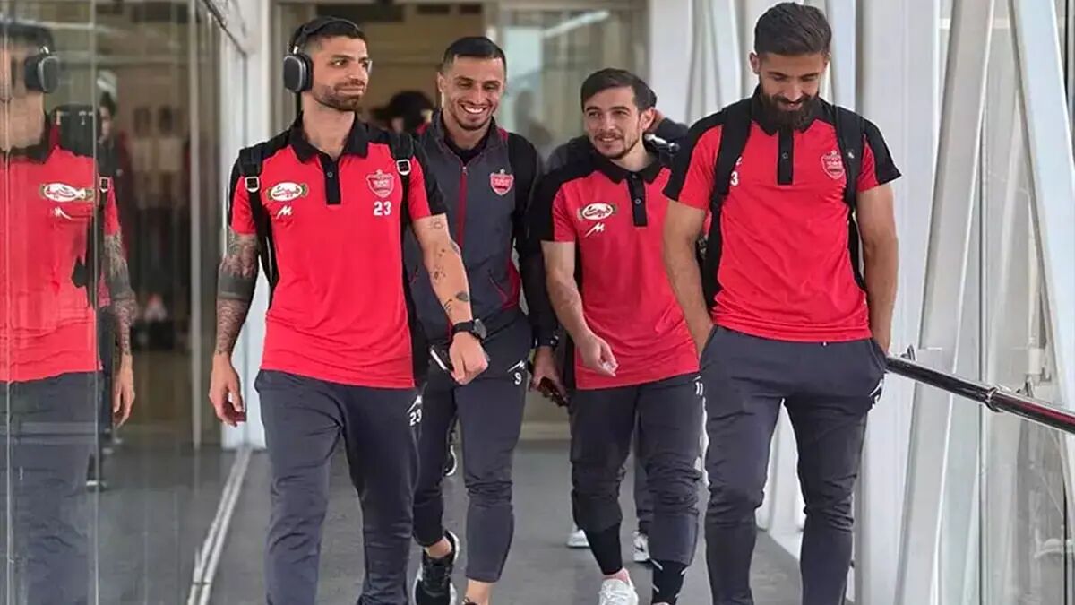 کاروان پرسپولیس وارد خرم‌آباد شد