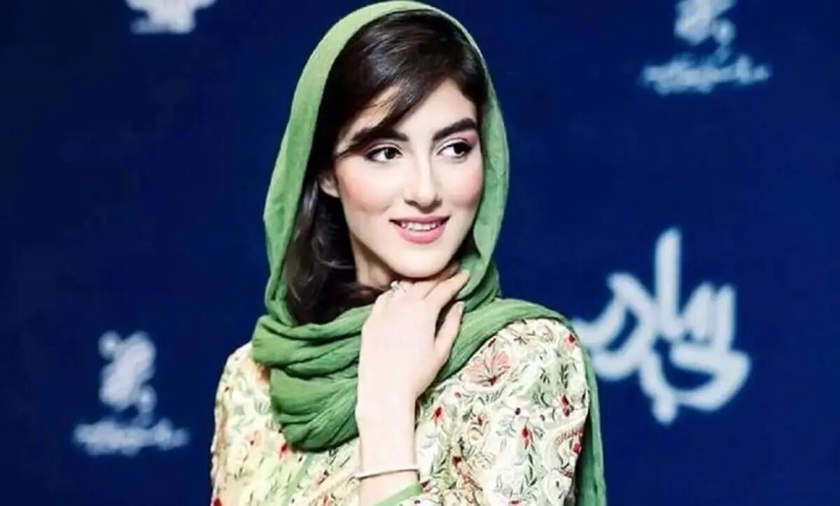 تیپ و استایل متفاوت پردیس پورعابدینی در اکران یک فیلم در شیراز