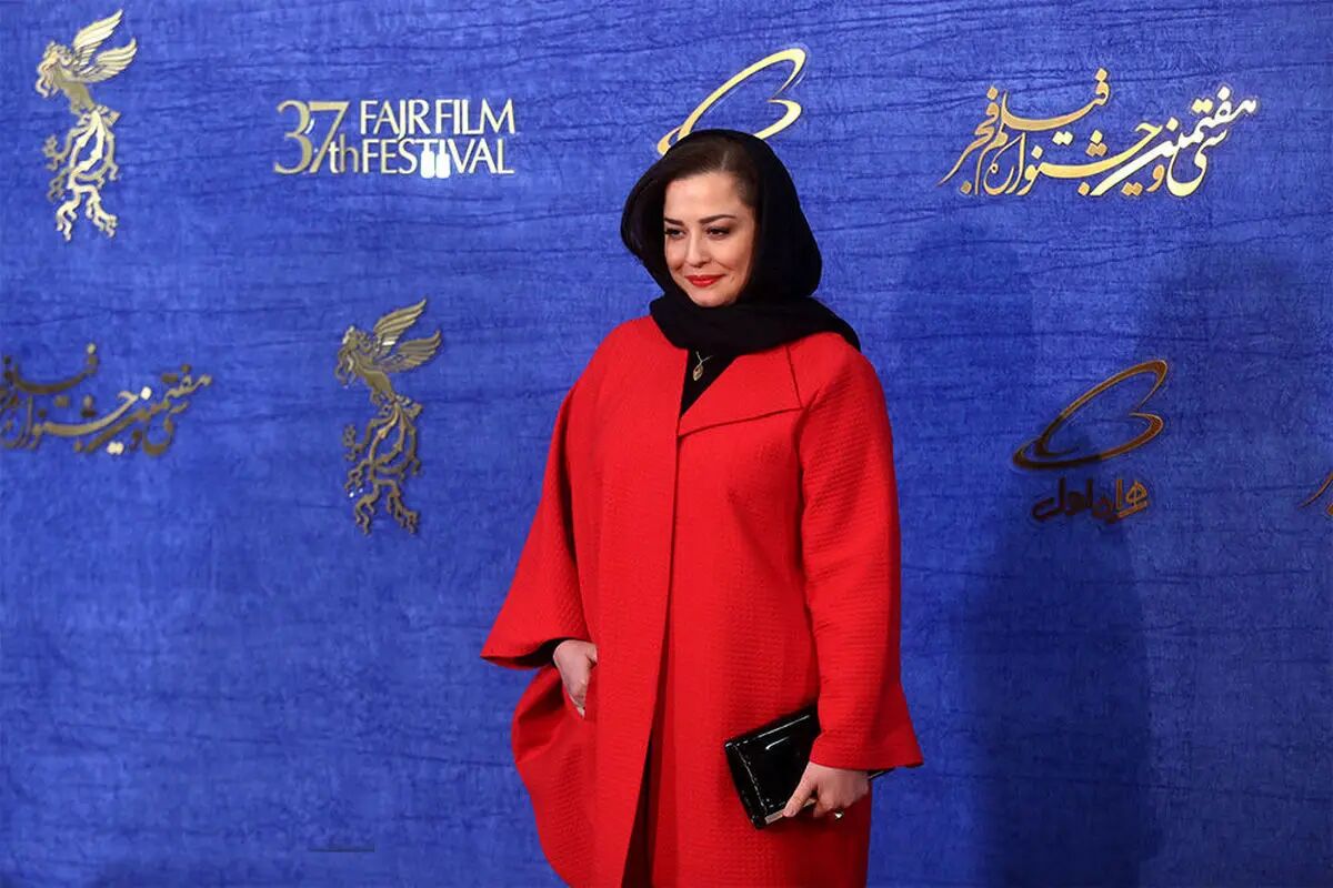 نگاهی خاص به دکوراسیون دلنشین تراس خانه مهرآوه شریفی‌نیا؛ چیدمان با حال‌وهوای بهاری!