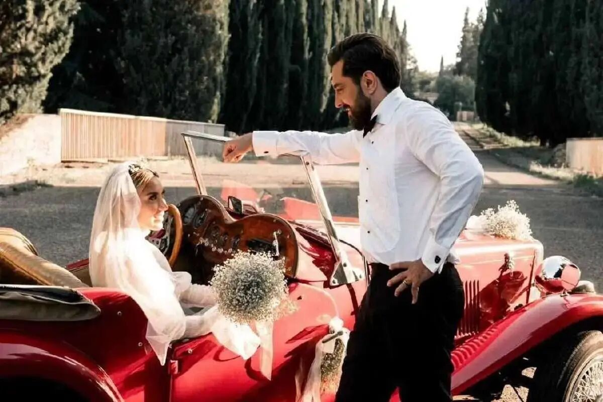 حلقه ازدواج خاص با نگین الماس‌ مینا مختاری + عکس