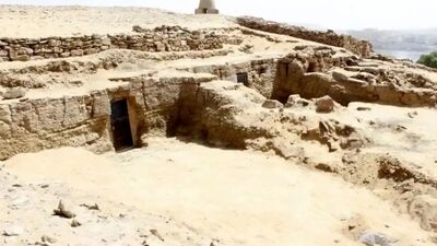 کشف گورستان اشرافی قرون وسطی در کنار کلیسای جامع ناومبورگ آلمان
