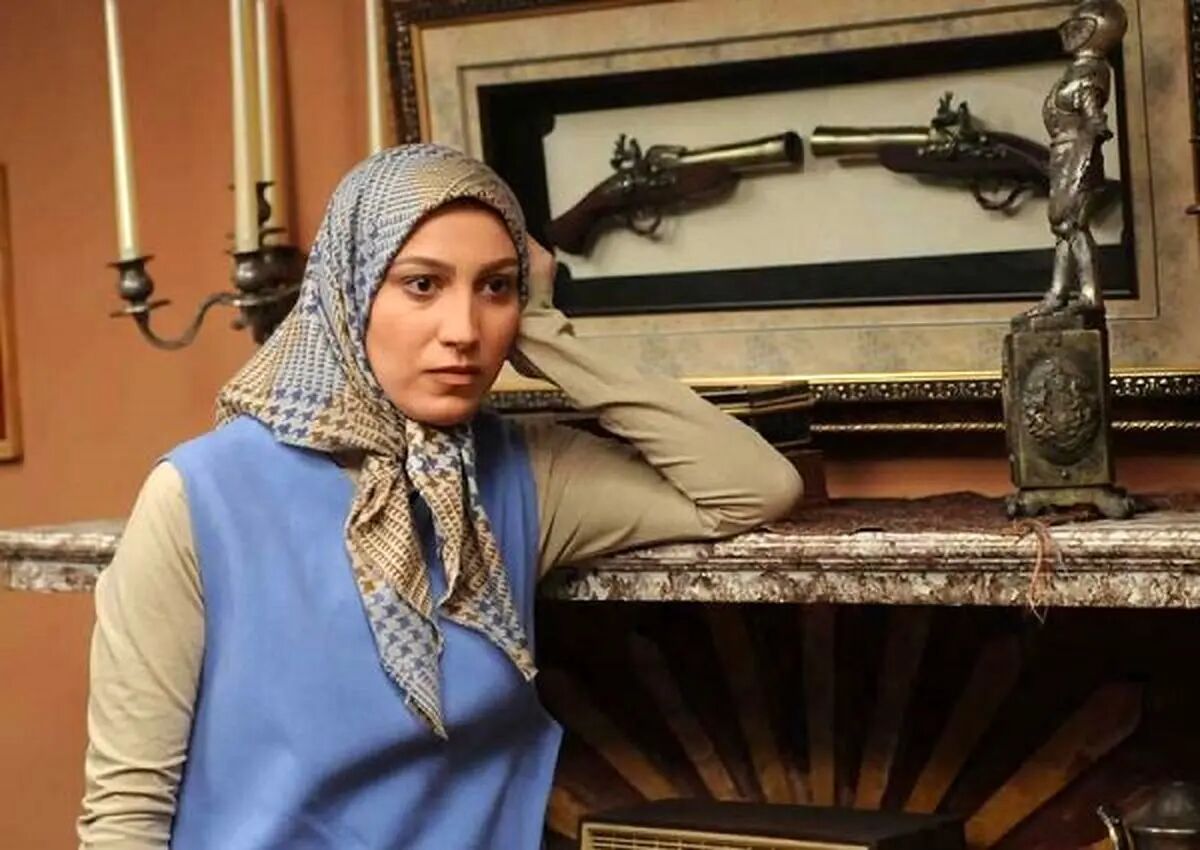 بیوگرافی فلامک جنیدی + عکس خانوادگی در کنار همسر و دوقلوهایش
