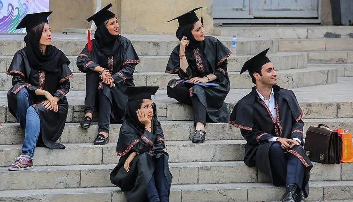 کاهش بیکاری فارغ‌التحصیلان دانشگاهی