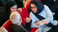 سفر به تاریخ؛  گفتگو «ژاله صامتی» با «زینب، دختر سردار سلیمانی» در یک مراسم
