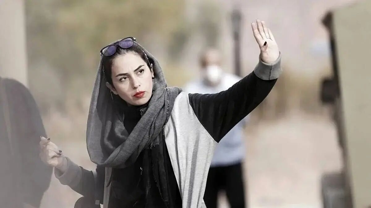 بیوگرافی تینا پاکروان + عکس ها ، حواشی و همسر