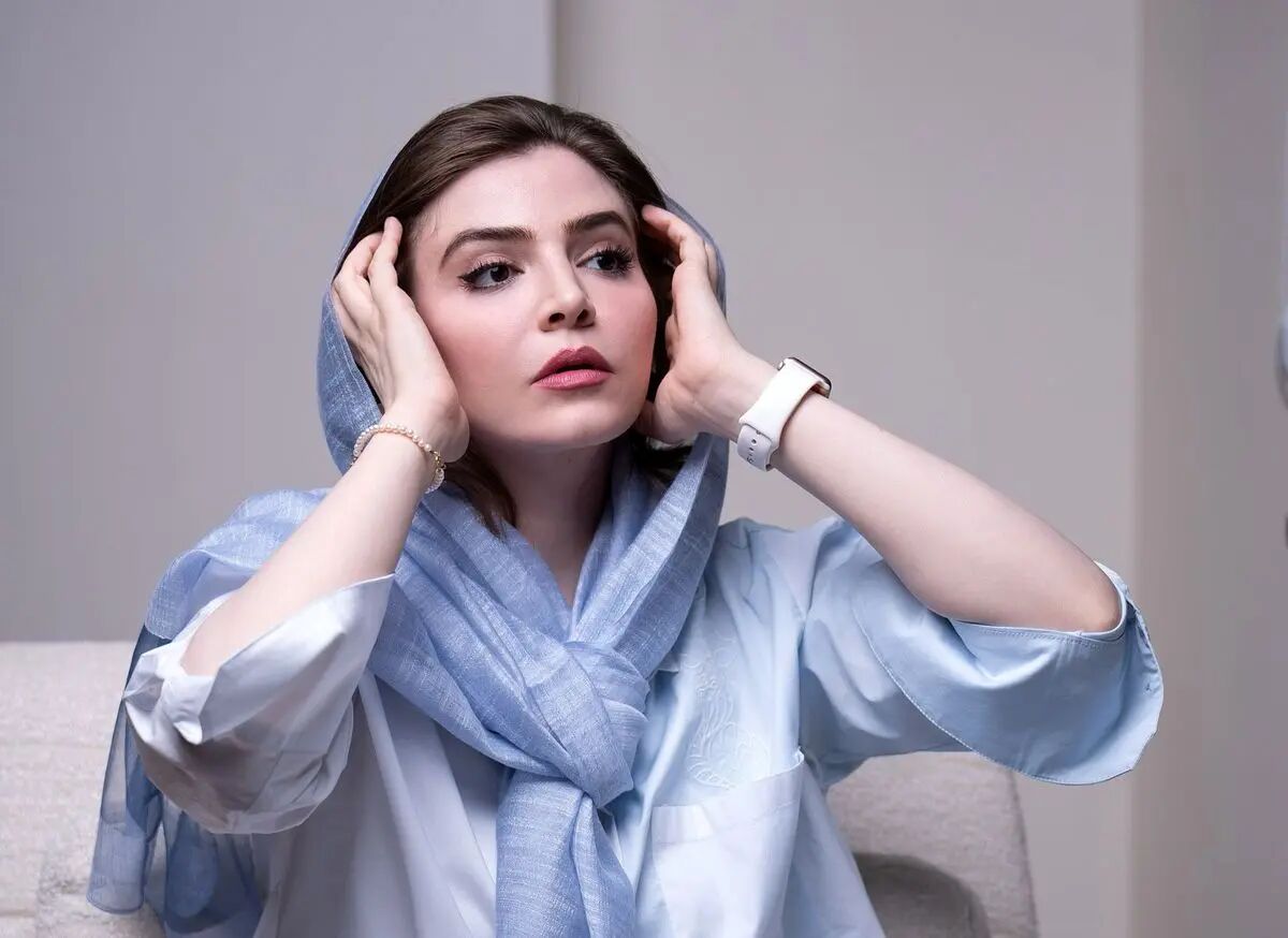 درخشش آوا دارویت بازیگر ایرانی-ایتالیایی با استایل خاص
