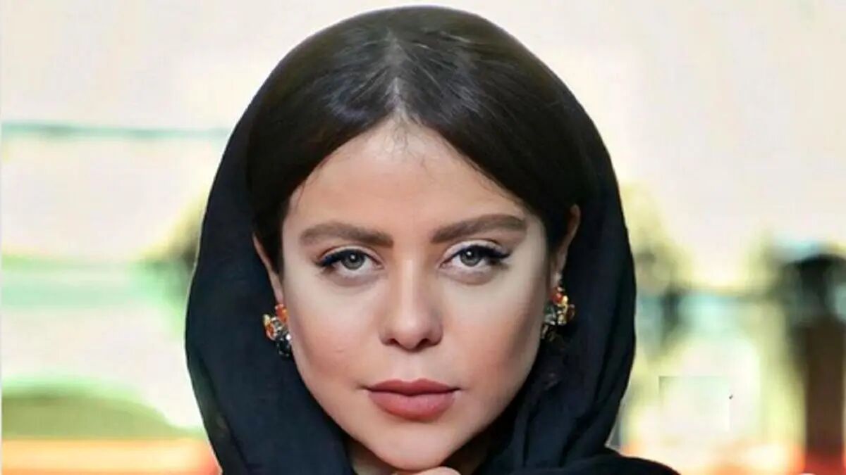 ژست حواس‌پرتِ الهام اخوان با عکس جذاب