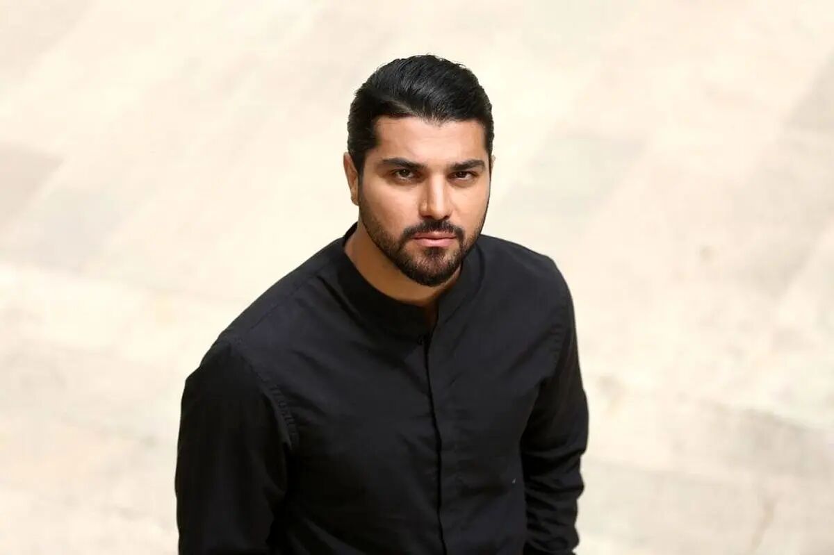 بیوگرافی سینا مهراد