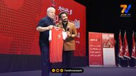 خواننده موسیقی پاپ در جشن 6 تایی ها کنار سلطان پرسپولیس