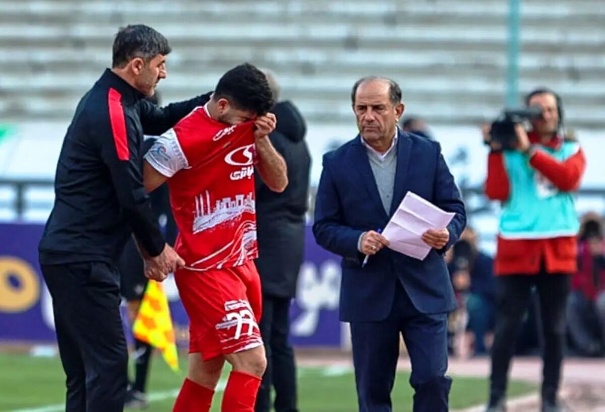 خدابنده لو غایب بازی پرسپولیس و فولاد