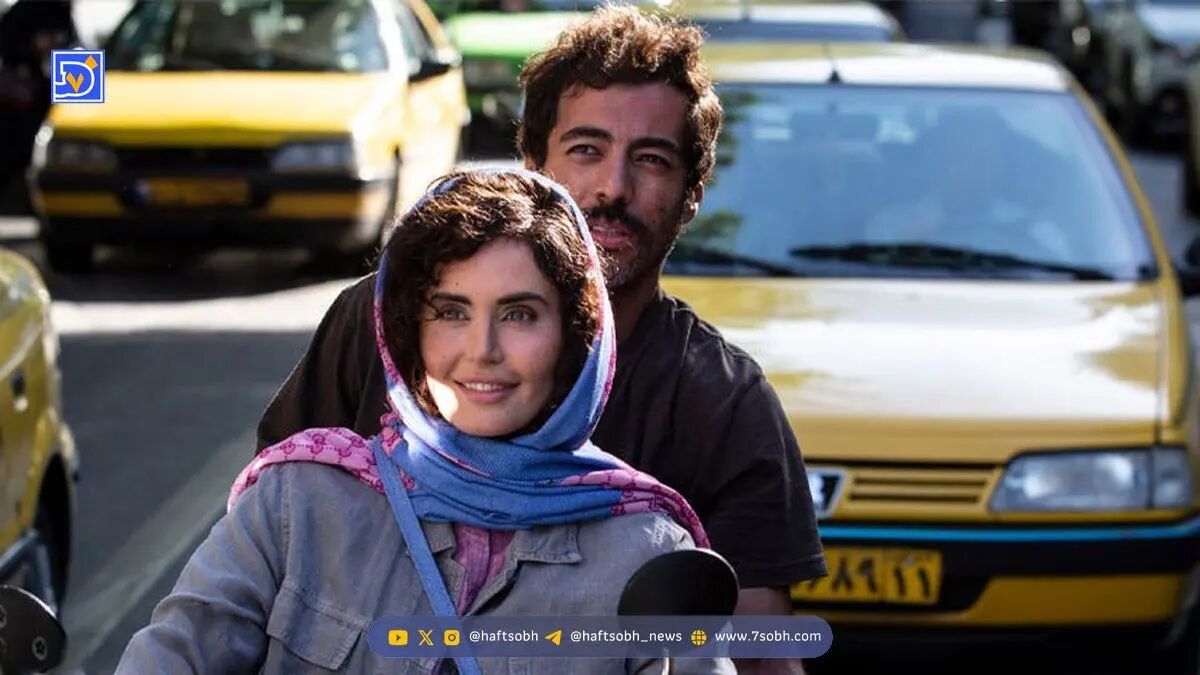 استایل | نمایش مد بازیگران در اکران گوزن‌های اتوبان
