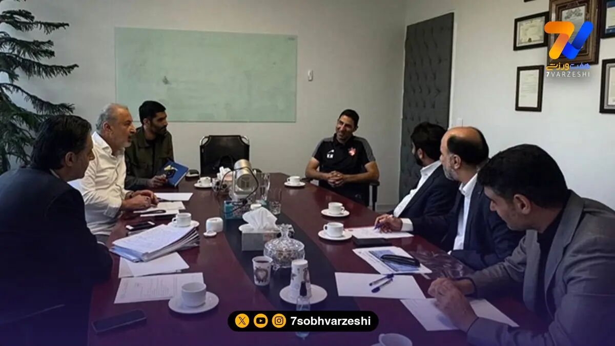 جلسه مهم سرخ‌ها؛ حمایت پرسپولیس از هاشمیان