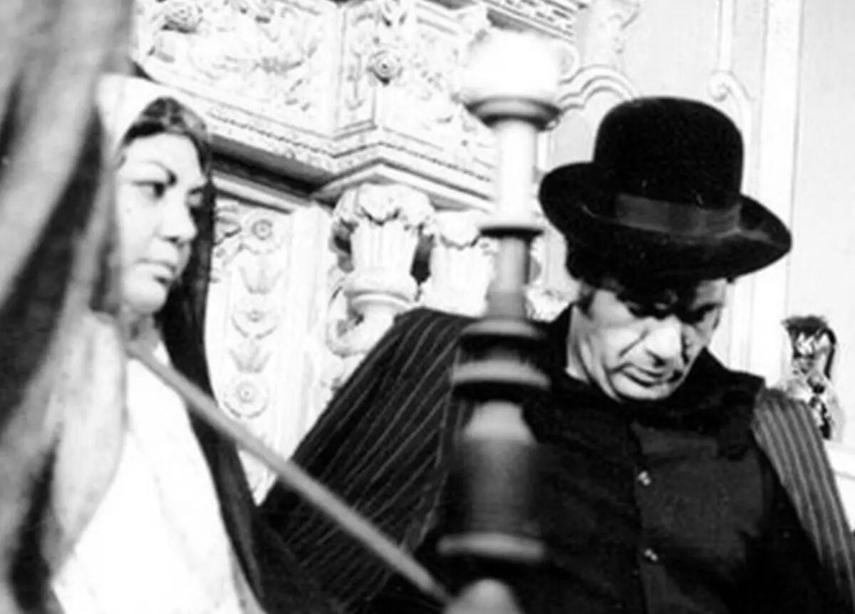 بیوگرافی زنده‌یاد حمیده خیرآبادی مادر سینمای ایران+عکس باشکوه خانه ابدی در بهشت زهرا (س)